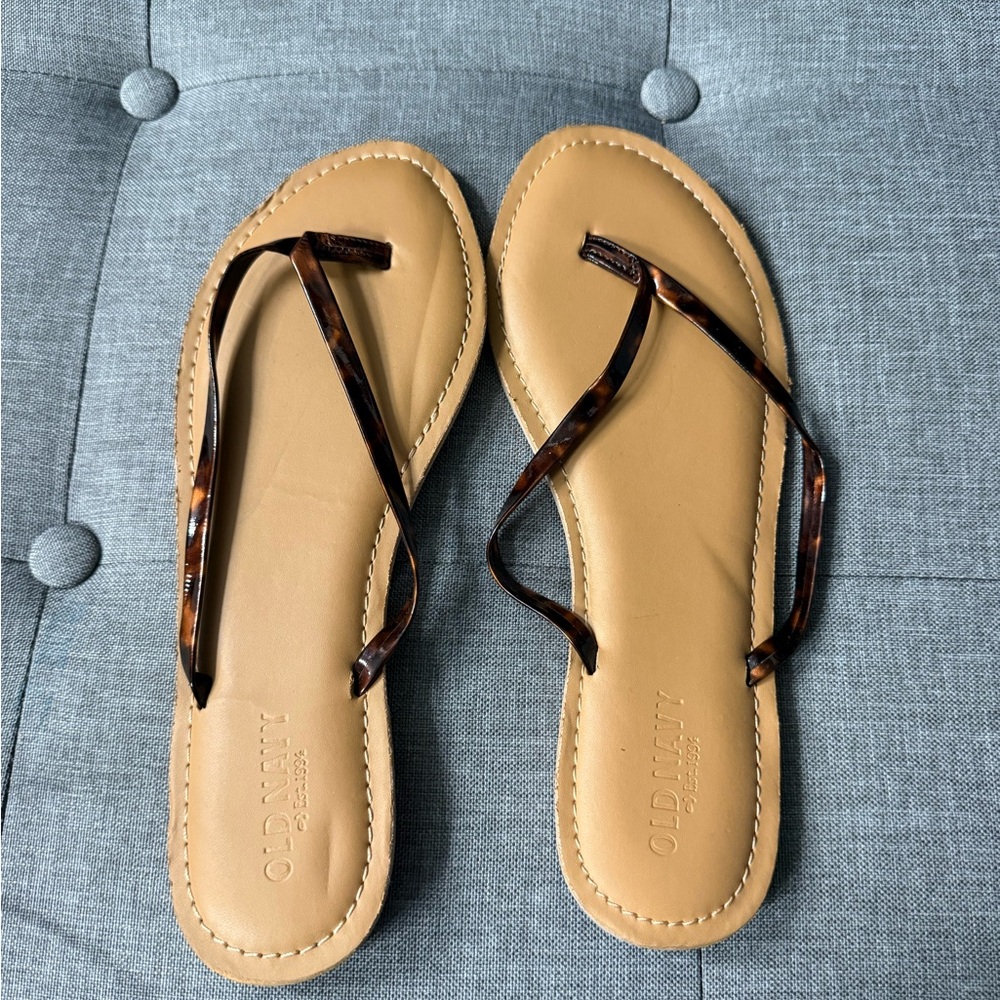 Old Navy Beige and Tortoiseshell Women's Sandals